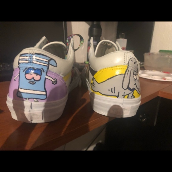 Custom Men Sneakers - Picture 4 of 5